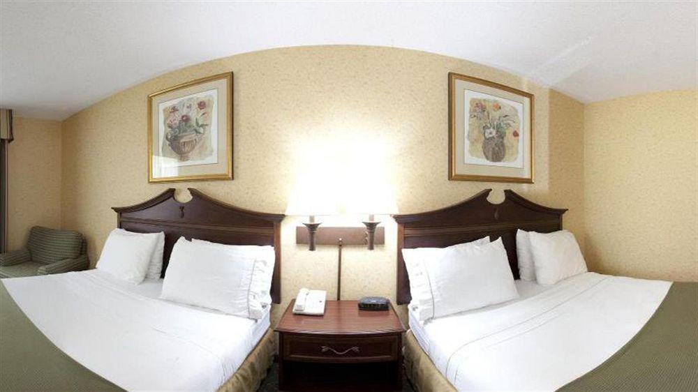 Holiday Inn Express & Suites Williamsburg By Ihg Ngoại thất bức ảnh