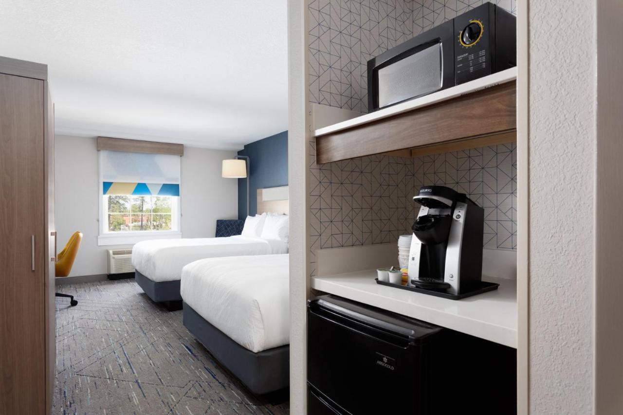 Holiday Inn Express & Suites Williamsburg By Ihg Ngoại thất bức ảnh