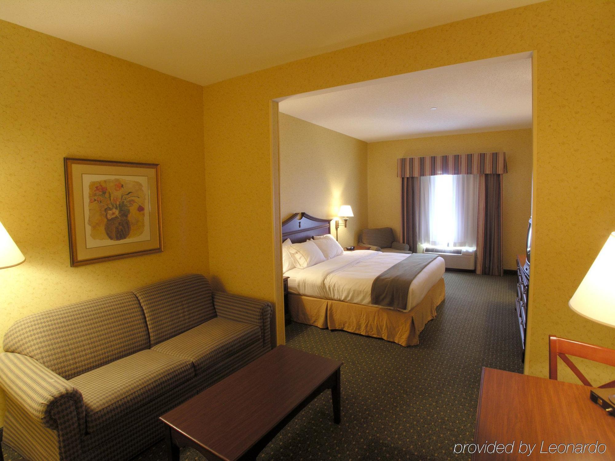 Holiday Inn Express & Suites Williamsburg By Ihg Ngoại thất bức ảnh