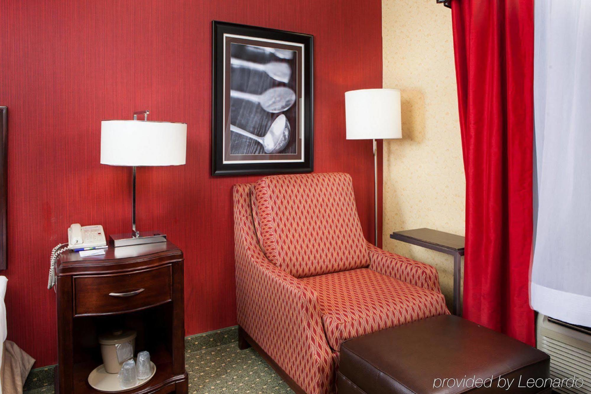 Holiday Inn Express & Suites Williamsburg By Ihg Ngoại thất bức ảnh