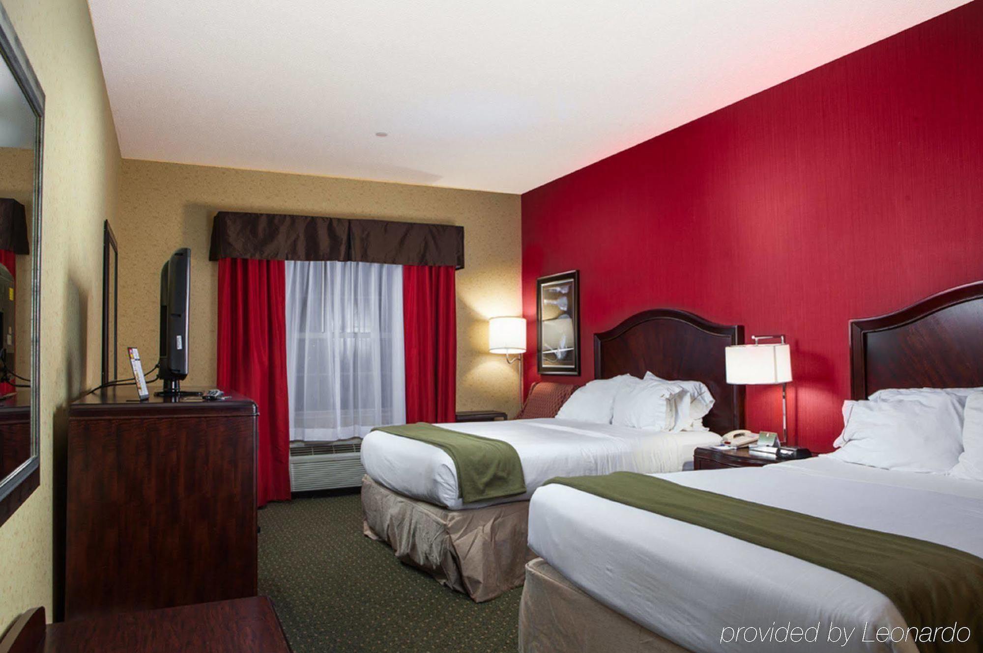 Holiday Inn Express & Suites Williamsburg By Ihg Ngoại thất bức ảnh