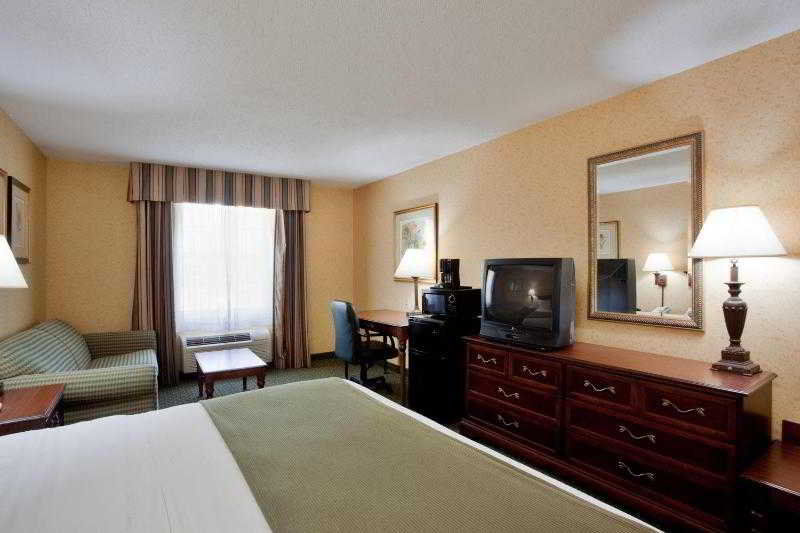 Holiday Inn Express & Suites Williamsburg By Ihg Ngoại thất bức ảnh