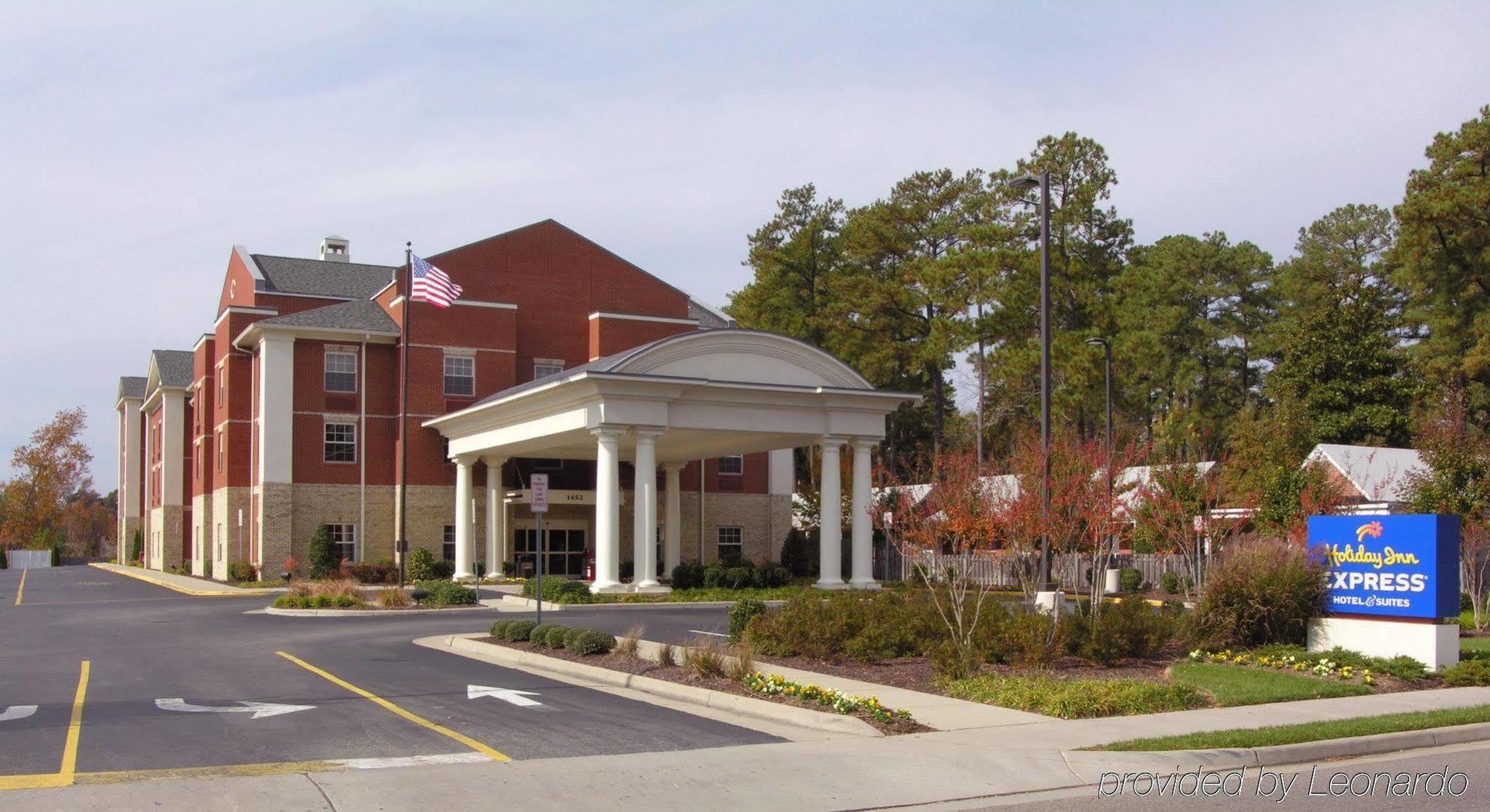 Holiday Inn Express & Suites Williamsburg By Ihg Ngoại thất bức ảnh