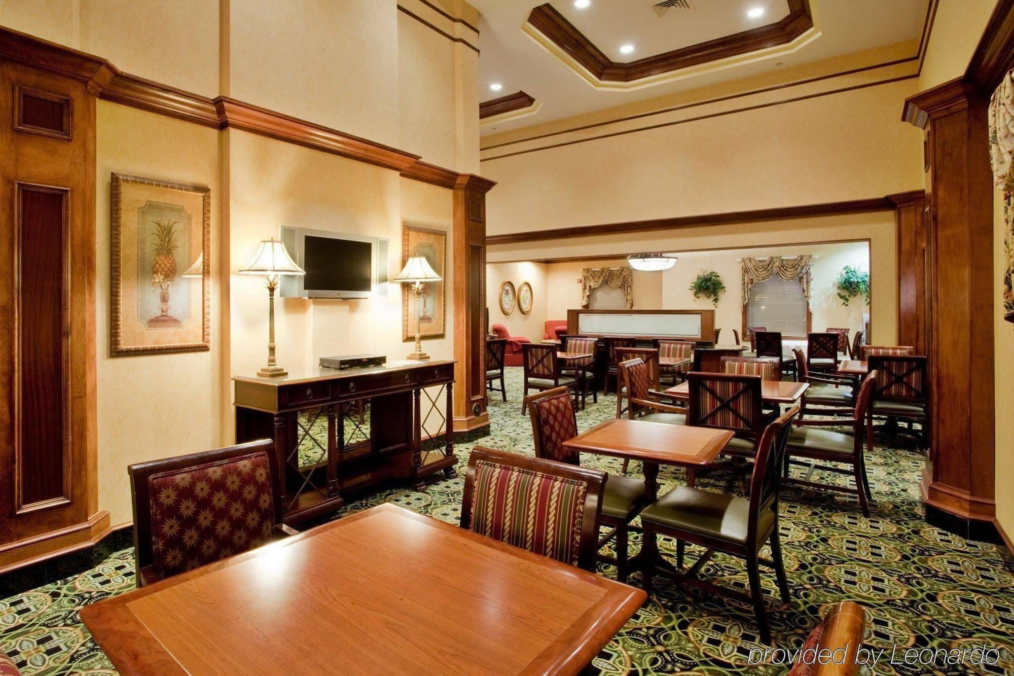 Holiday Inn Express & Suites Williamsburg By Ihg Ngoại thất bức ảnh