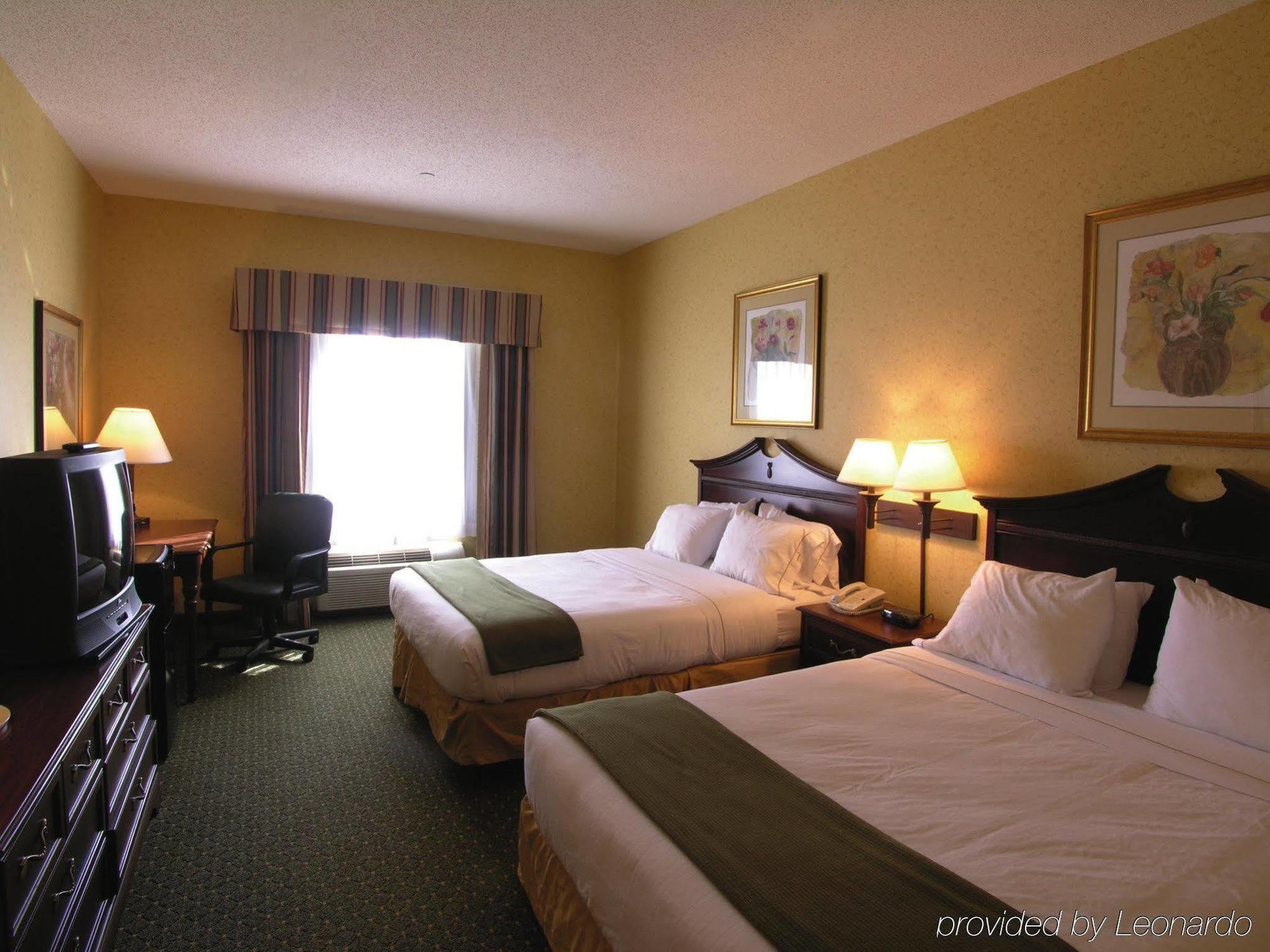 Holiday Inn Express & Suites Williamsburg By Ihg Ngoại thất bức ảnh